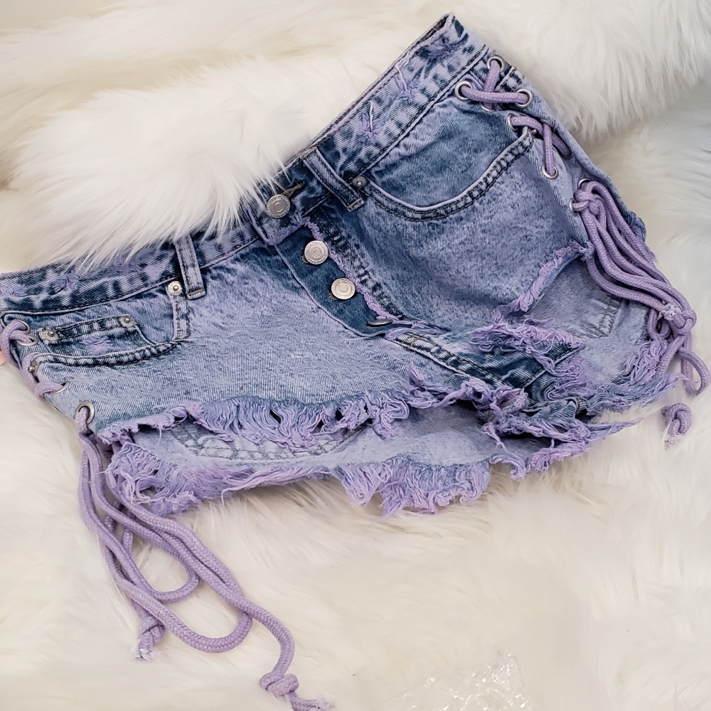 Summer Shorts - Picture 3 of 5